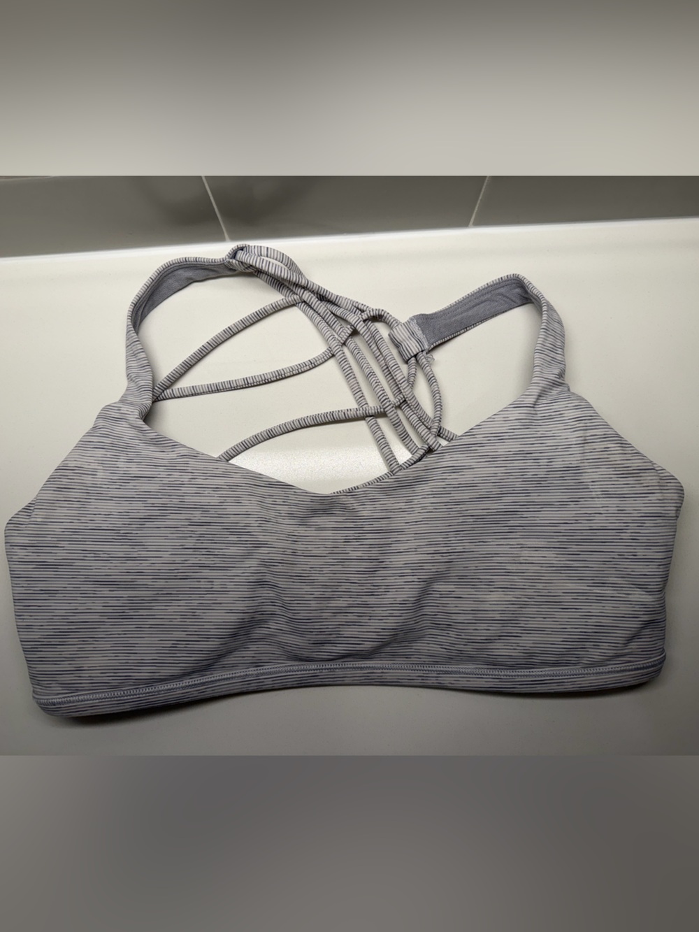 lululemon Wild and Free Light Gray and White Striped Strappy Sports Bra size 10